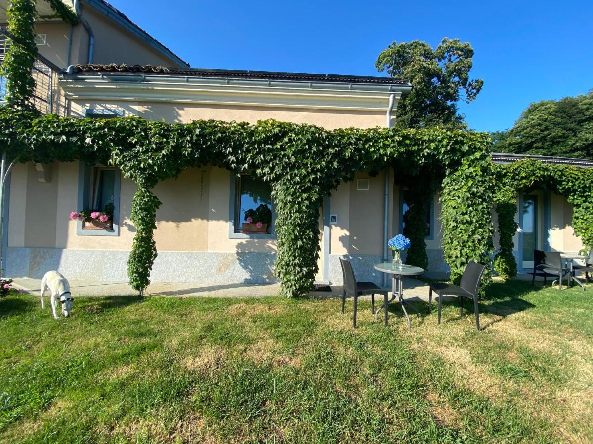 Cascina Serra Eco-House Beb Hotel Muzzano Exterior photo